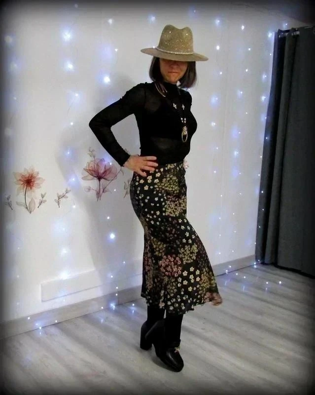 🌸 Falda Midi Floral - Elegante y Fluida (Talla S) – photo 4
